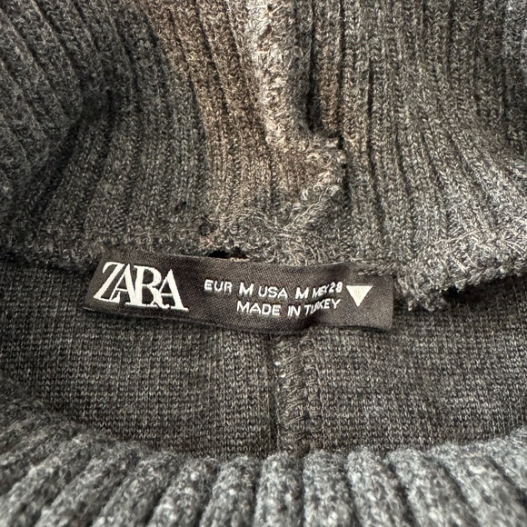 Zara Dark Gray Sleeveless Turtleneck Sweater - Picture 4 of 6